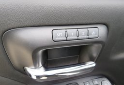 2017 GMC Sierra 1500 - Image 62