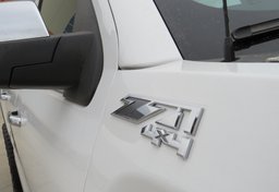 2017 GMC Sierra 1500 - Image 26