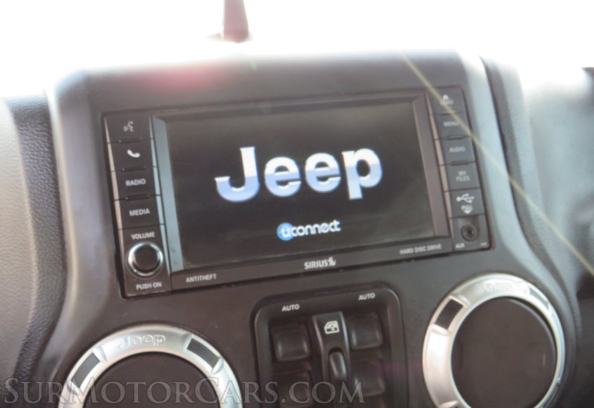 2013 Jeep Wrangler Unlimited - Image 38