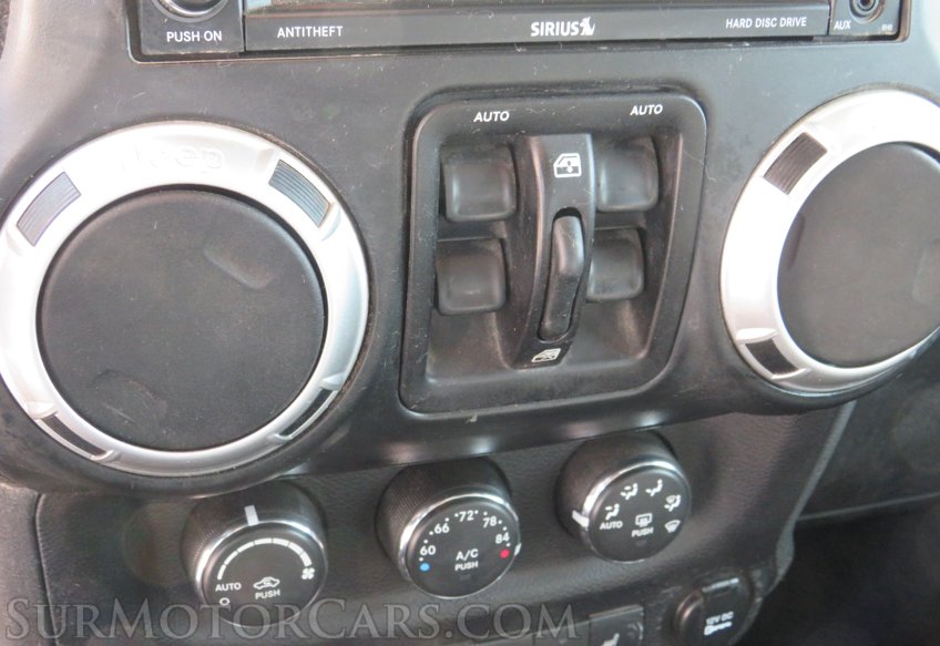 2013 Jeep Wrangler Unlimited - Image 40