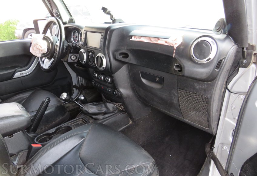 2013 Jeep Wrangler Unlimited - Image 27