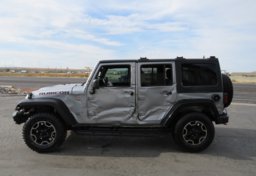2013 Jeep Wrangler Unlimited - Image 10