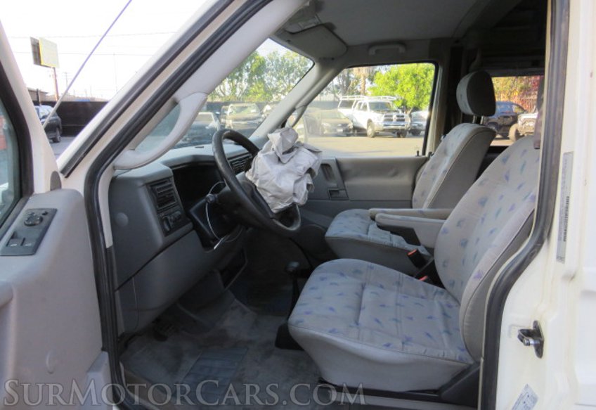 1997 Volkswagen Eurovan - Image 32
