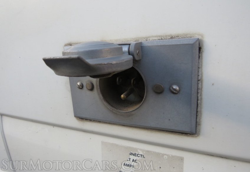 1997 Volkswagen Eurovan - Image 26