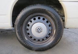 1997 Volkswagen Eurovan - Image 15