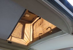 1997 Volkswagen Eurovan - Image 38