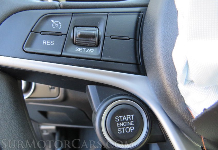 2018 Alfa Romeo Giulia - Image 33