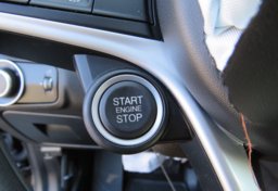 2018 Alfa Romeo Giulia - Image 35