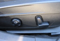 2018 Alfa Romeo Giulia - Image 39