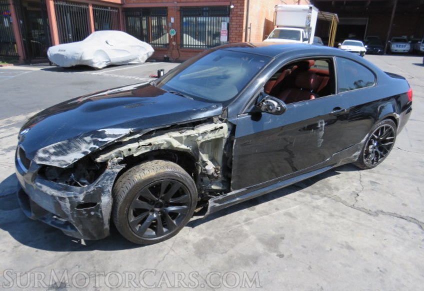 2011 BMW M3 - Image 2