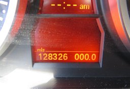 2011 BMW M3 - Image 38