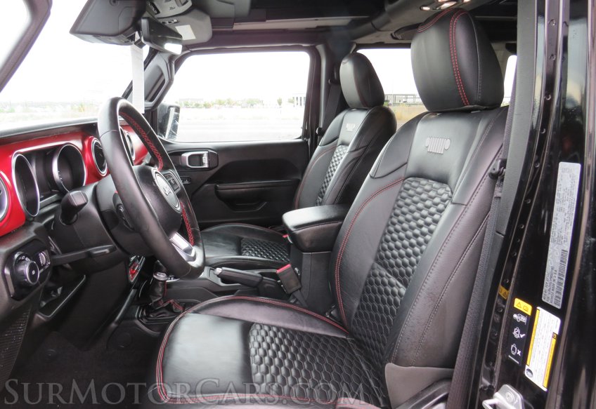 2023 Jeep Wrangler - Image 31