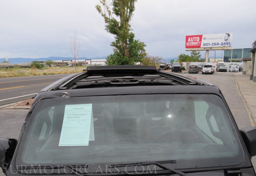 2023 Jeep Wrangler - Image 16