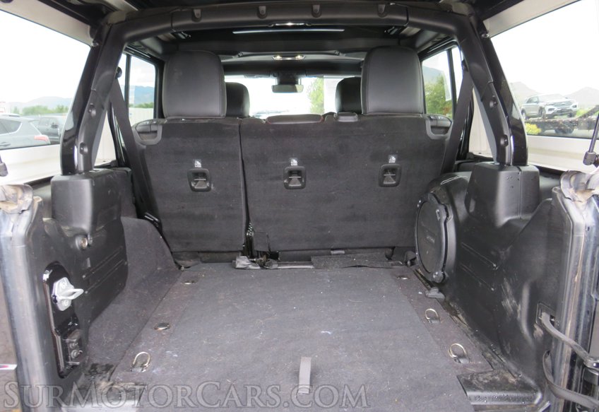 2023 Jeep Wrangler - Image 36