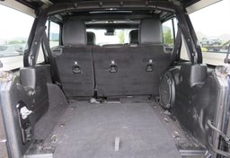 2023 Jeep Wrangler - Image 36