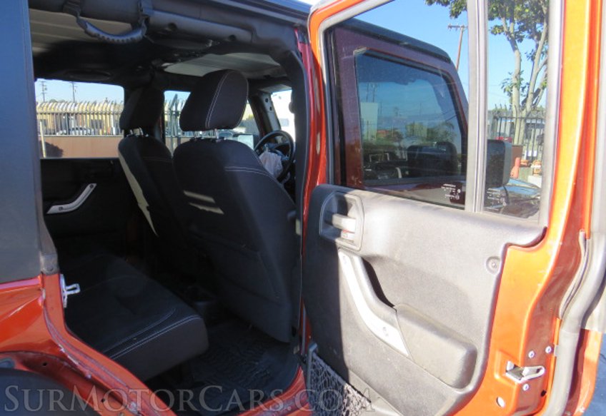 2014 Jeep Wrangler Unlimited - Image 21