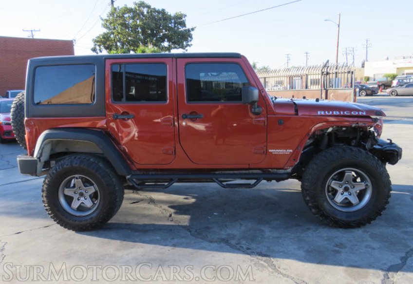 2014 Jeep Wrangler Unlimited - Image 6