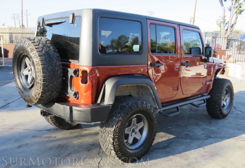 2014 Jeep Wrangler Unlimited - Image 10
