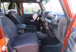 2014 Jeep Wrangler Unlimited - Image 23