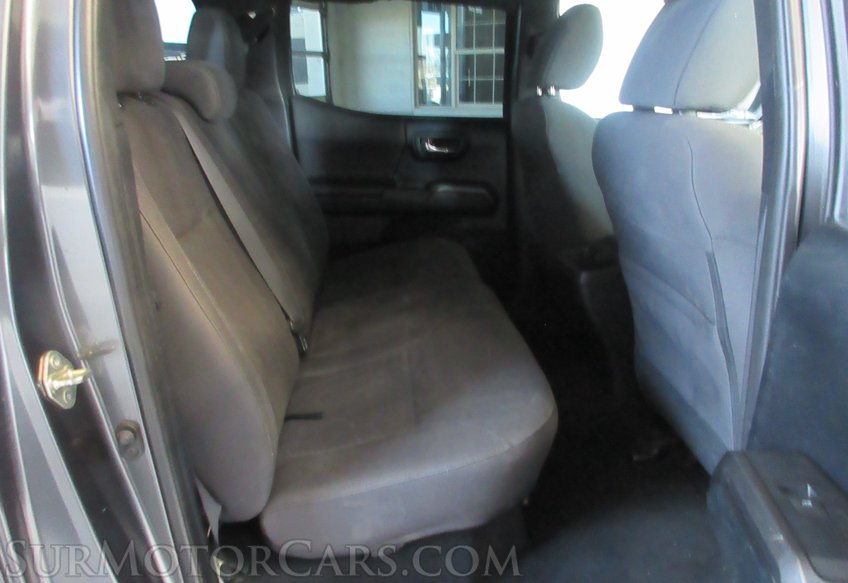 2017 Toyota Tacoma - Image 32