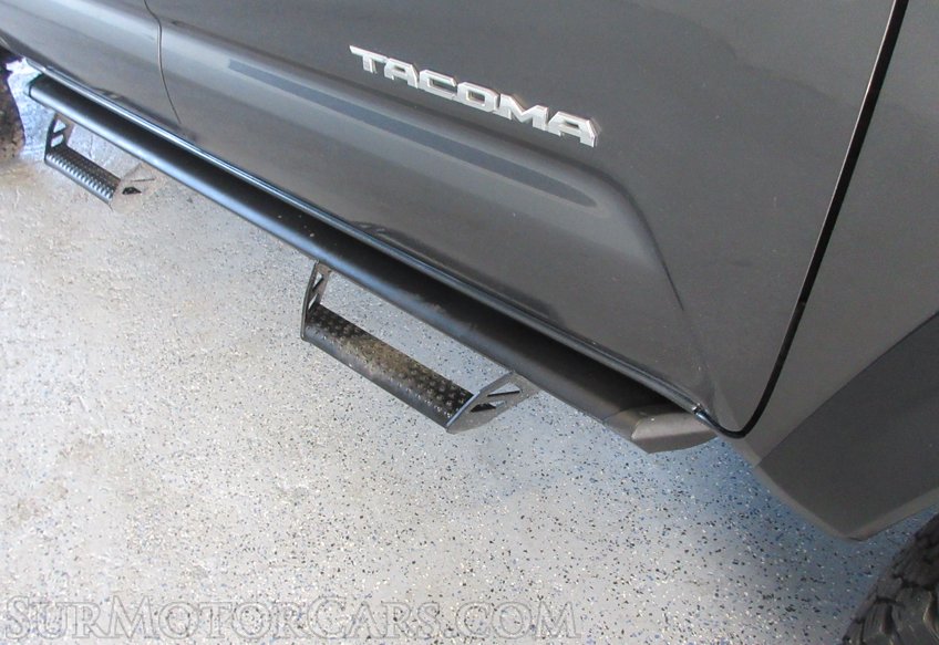 2017 Toyota Tacoma - Image 21