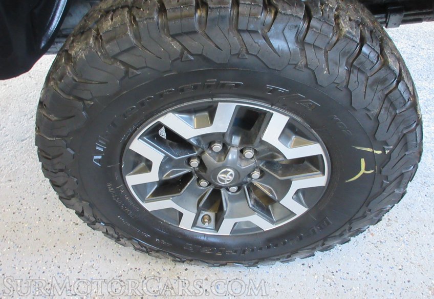 2017 Toyota Tacoma - Image 48