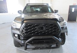 2017 Toyota Tacoma - Image 11