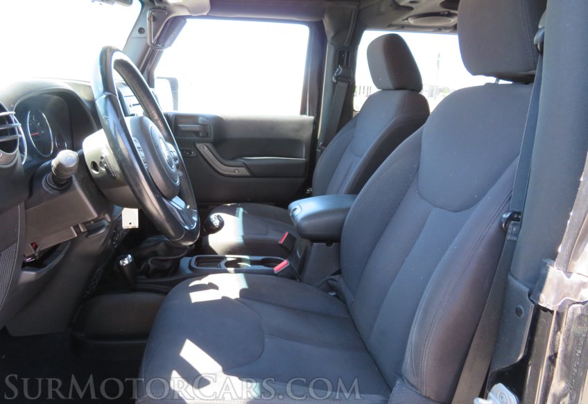 2013 Jeep Wrangler - Image 25