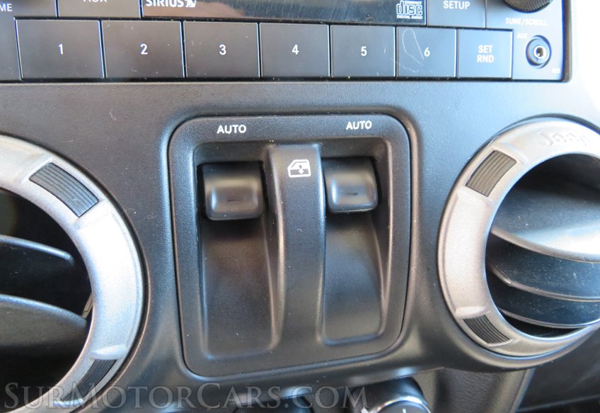 2013 Jeep Wrangler - Image 36