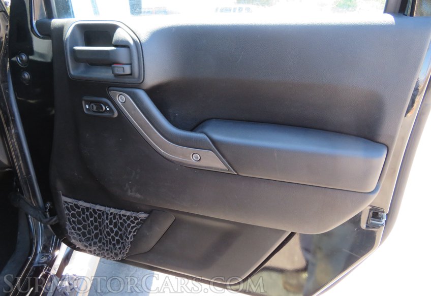 2013 Jeep Wrangler - Image 43