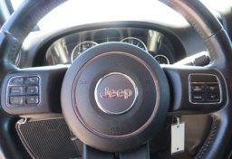 2013 Jeep Wrangler - Image 32