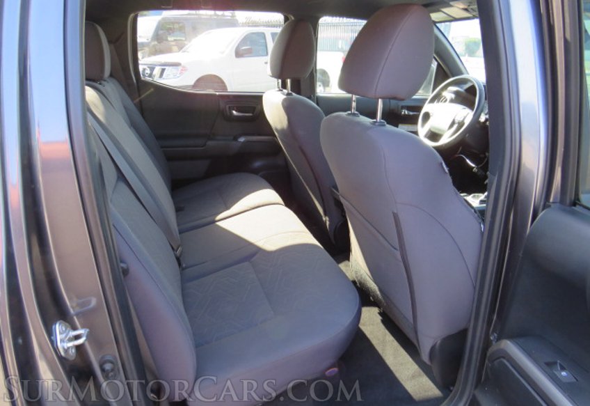 2019 Toyota Tacoma 4WD - Image 31