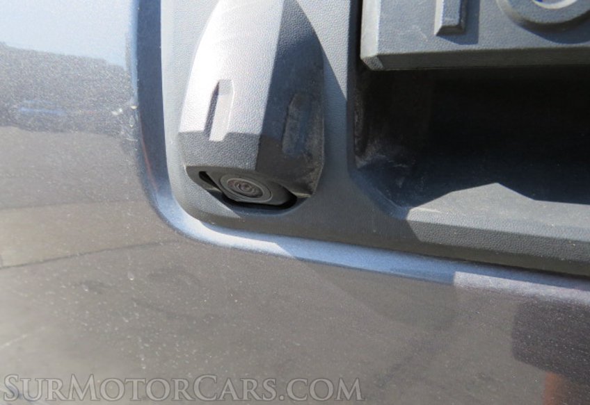 2019 Toyota Tacoma 4WD - Image 15