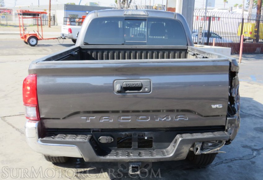 2019 Toyota Tacoma 4WD - Image 13