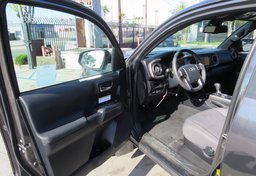 2019 Toyota Tacoma 4WD - Image 23