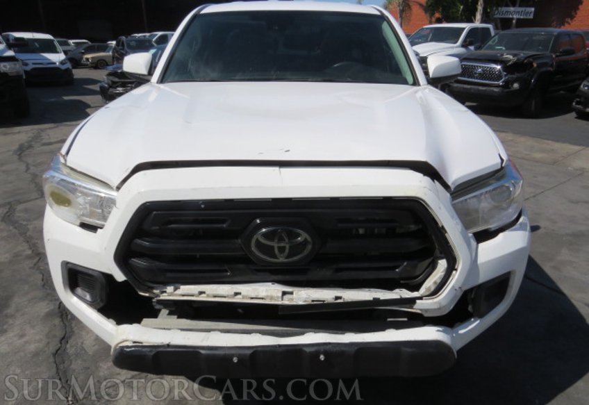 2018 Toyota Tacoma - Image 11