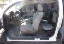 2018 Toyota Tacoma - Image 21