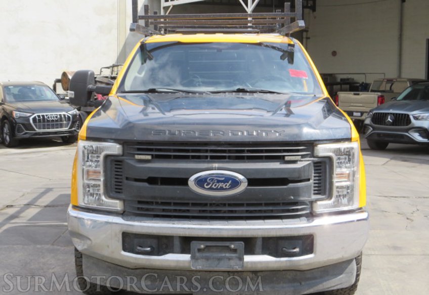 2019 Ford F-250 Super Duty - Image 13