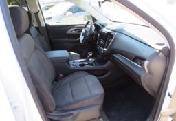 2021 Chevrolet Traverse - Image 25