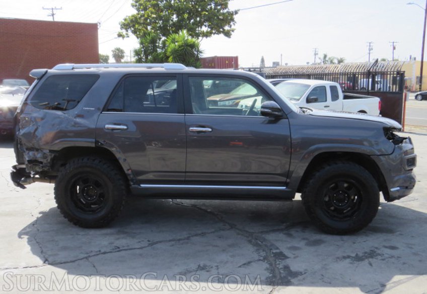 2018 Toyota 4Runner - Image 6