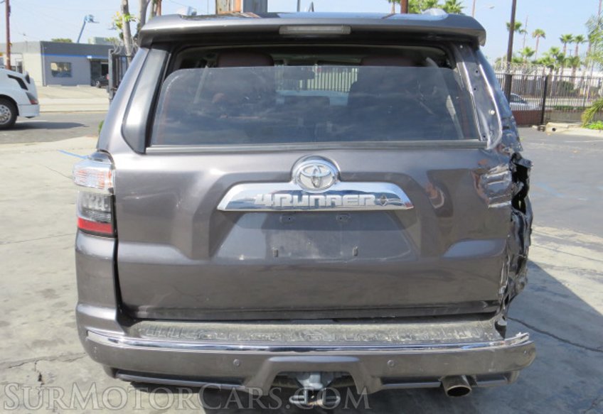 2018 Toyota 4Runner - Image 13