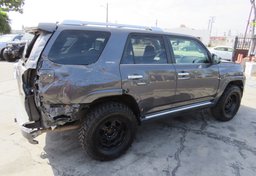 2018 Toyota 4Runner - Image 10