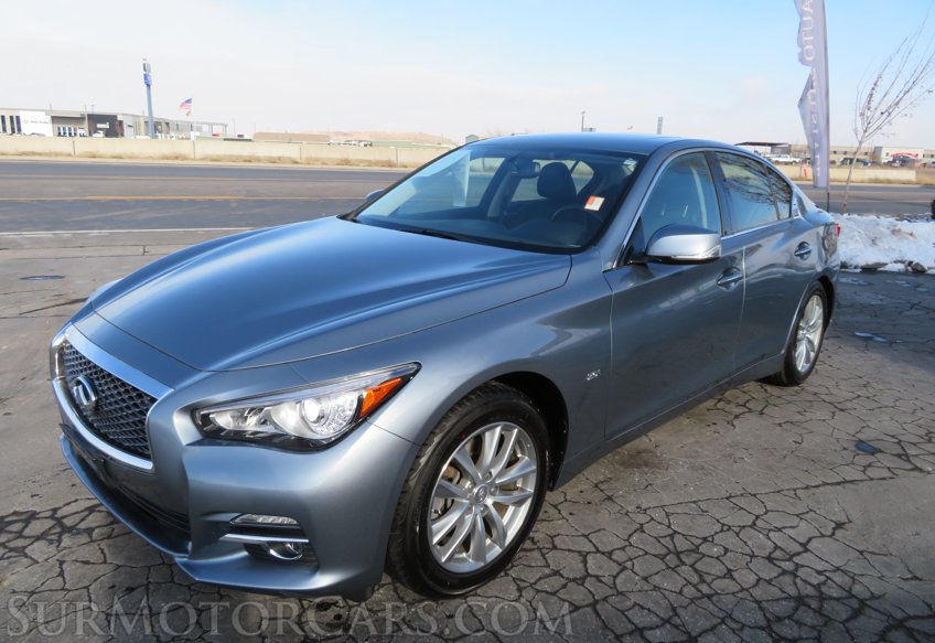 2016 Infiniti Q50 - Image 2
