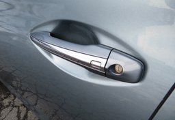 2016 Infiniti Q50 - Image 23