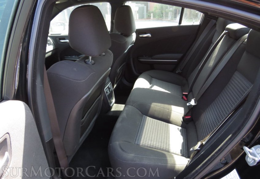 2021 Dodge Charger - Image 31