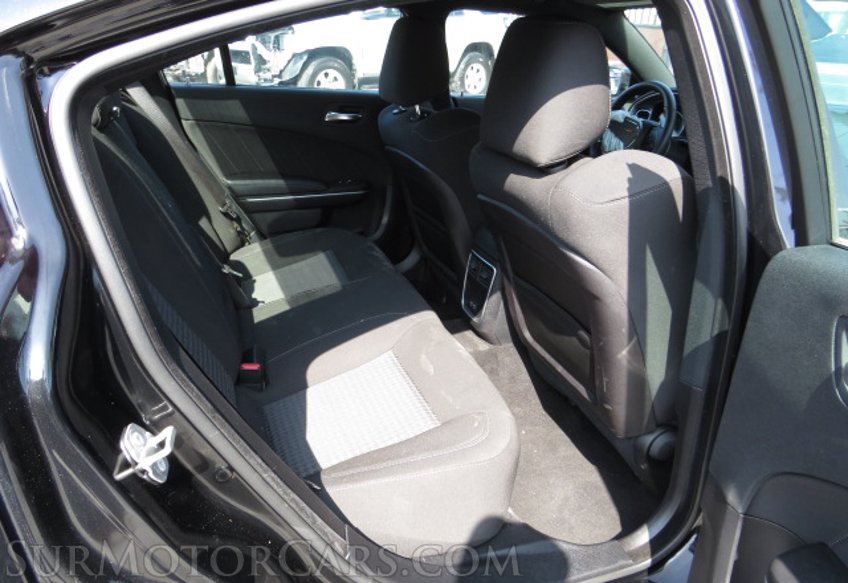 2021 Dodge Charger - Image 32