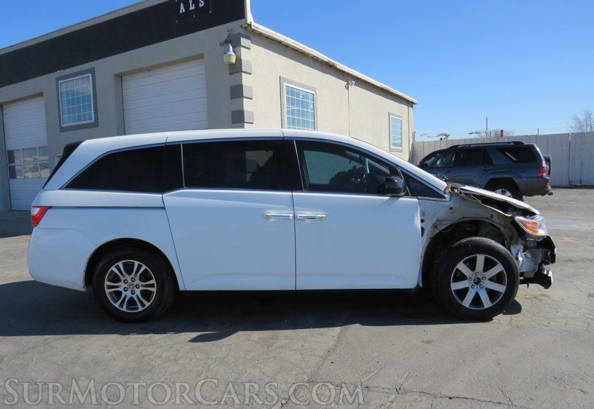2013 Honda Odyssey - Image 11