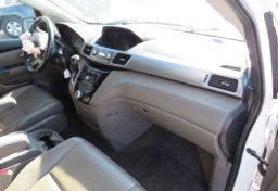 2013 Honda Odyssey - Image 24