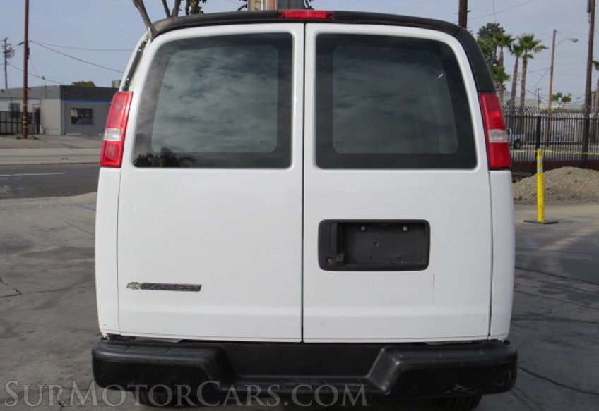 2018 Chevrolet Express Cargo Van - Image 12