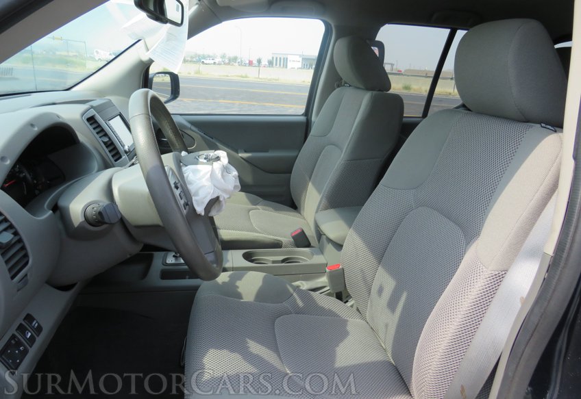 2019 Nissan Frontier - Image 28
